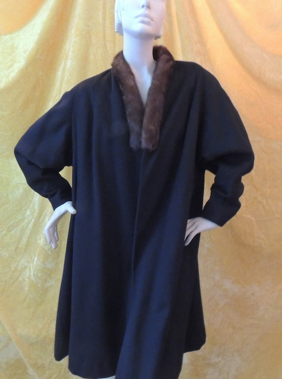 Outrageous 40s Long Swing Coat/ELEGANT/Mink Colla… - image 1