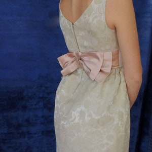 60s Brocade Mini Prom Dress/Vintage/Tulle,Satin/Petal Hem/Gold/Cream Brocade/Back Pink Bow/1960s Mod/White/Small