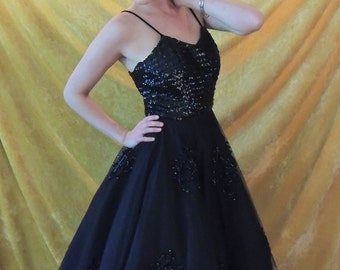 Sassy & Short 1950s Prom Dress/Restored/Looking for Someone to Love/Vintage 50s Black Sequins and Tulle