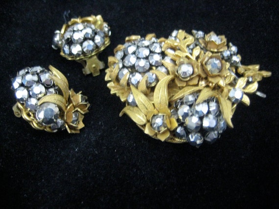 Miriam Haskell Signed Set/Vintage/Set/Brooch/Earr… - image 1