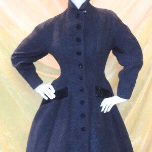 Lilli Ann Black Princess Velvet Wool Coat/EXCELLENT/1950s Princess Coat with Wide Skirt/All Original Velvet Details/50s/Beautiful image 3