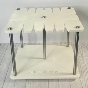 The Squeeze Station | 14-Slot Wax Melt Filling System