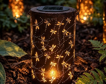 Solar Dragonfly Lantern, Hanging Iron Garden Light, Waterproof Outdoor Patio Decor, Shadow Casting Yard Lighting for Balcony Porch Gift
