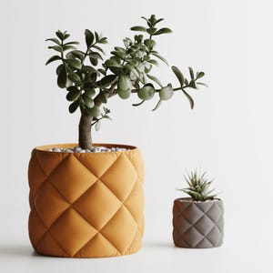 Vaso da fiori moderno e soffice, realizzato a mano con texture trapuntata - Vaso da fiori stampato in 3D per interni