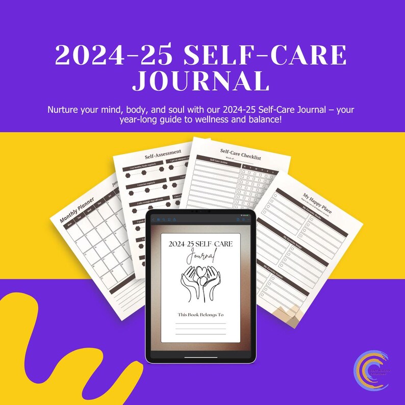 Op de afbeelding: Een digitale tablet toont de omslag van een 2024-25 Self-Care Journal, met de titel in grote witte tekst. Verschillende pagina's met titels als "Maandplanner" en "Zelfevaluatie" omringen de tablet. De achtergrond is paars en geel.