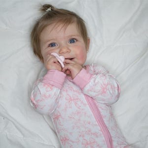 Blush Rosett Bambu Babypyjamas | Rosa tvådelat set för småbarn | Mjuk flickoutfit