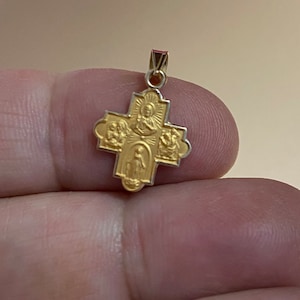 14K SOLID Gold Small Satin Finish 12mm x 12mm  Miniature 4 Four Way Medal Pendant Charm Medal Has a BAIL