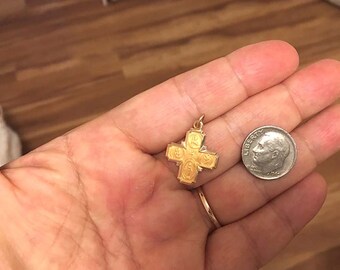 14k Gold 4 Way Cross - Etsy