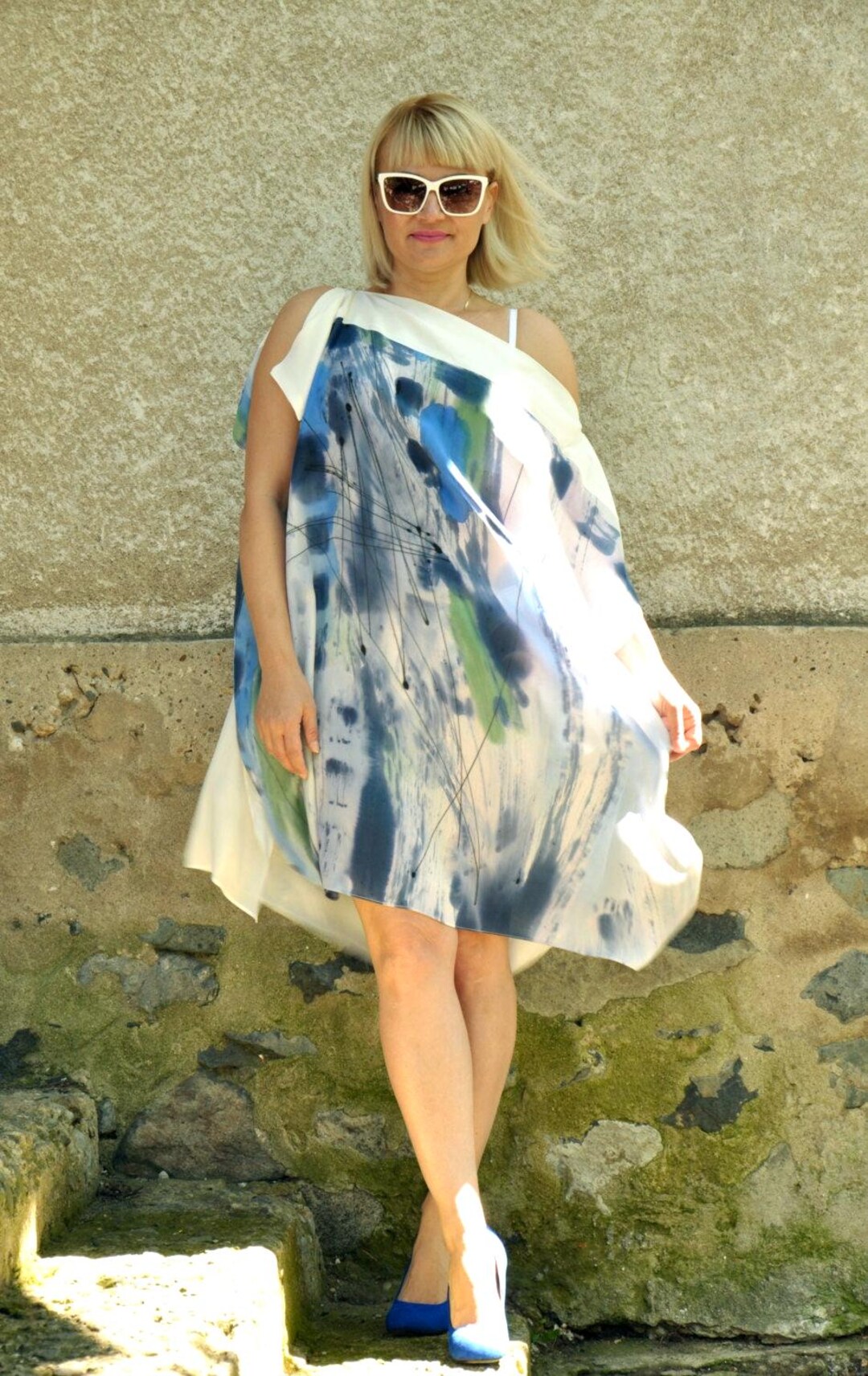 Túnica de seda pintada à mão: vestido de verão abstrato e grande