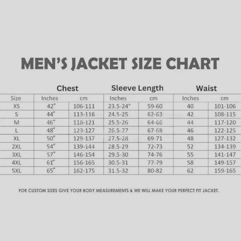 Pu&ograve; includere: Tabella delle taglie delle giacche da uomo, che mostra le misure di petto, lunghezza manica e vita in pollici e cm. Le taglie vanno dalla XS alla 5XL, con le relative misure. La tabella include una nota sulle taglie personalizzate.