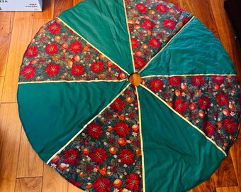 Vtg Handmade Quilted Christmas Tree Skirt 54x54 Holiday Poinsettia Fruit