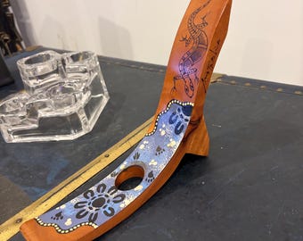 Artiste aborigène Matthew Chilly équilibreur de bouteille de vin Goanna Lizard Dot Art Australie