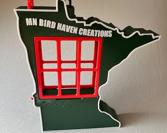 Karmnik dla ptaków wiszący z łoju stanowego Minnesoty