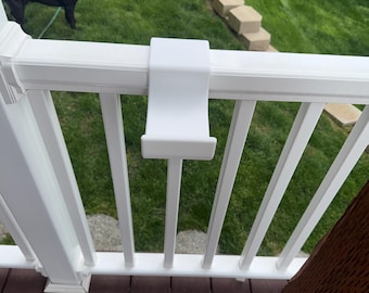 Vinyl Deck Rail Hose Holder, No Drill Installation, Outdoor Organizer, does not lock in place
