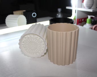 2-in-1 Makeup Brush Holder & Cleaner | Vanity Brush Organizer | Beauty Tool Scrubber | Gift For Her