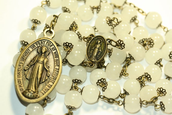 Miraculous Seven Sorrows Rosary 7 decades of 7 beads in White Jade and  bronze made in Oklahoma