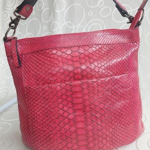 Borsa a tracolla vintage JRA Japan in pelle di pitone rosa - Autentica pelle esotica