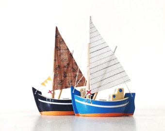 Blue Pen Holder Home Office Desk Decoration Wooden Sailboat Ship Model Blue Pen Holder Home Office Desk Decoration Wooden Sailboat Ship Model