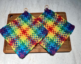 Large Rainbow Gradient Pot Holder | Hand Woven Cotton with Wooden Hanging Ring | Colorful Handmade Kitchen Gift, Housewarming, Bridal Shower