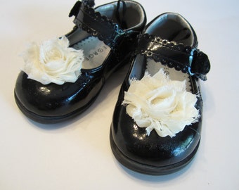 Shabby Chic Ivory Cream Chiffon Rosette Shoe Clips. Wedding Photo Prop Toddlers Girls Women