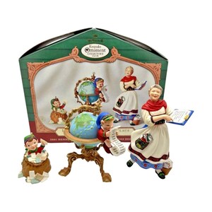 2001 Lettera, Fru Claus och Globus (Natten före jul) VINTAGE Hallmark Keepsake julgransprydnad - QC2001