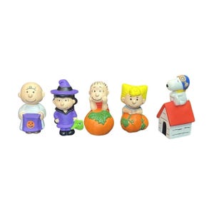 1996 Peanuts Pumpkin Patch (Peanuts) VINTAGE Hallmark Keepsake Christmas Tree Ornament - QFM8131