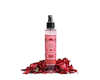 Acqua di rose rituale per accompagnare l'atto d'amore