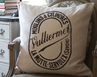 Grain Sack Pillow, French Industrial Vintage Vulliermet Grain Sack pillow cover, loft design, farmhouse decor, country living, shabby chic