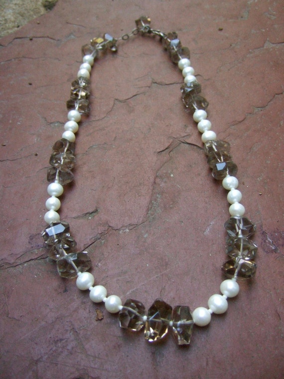 Elegant Gray Crystal Glass Pearl Necklace