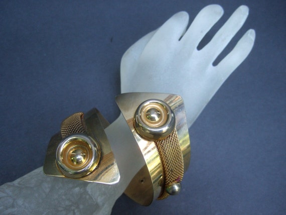 Massive Gilt Metal Bypass Cuff Bracelet c 1970 - image 1