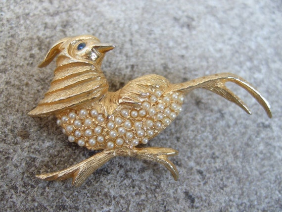 HOBE Gilt Metal Pearl Encrusred Bird Brooch c 1960 - image 1