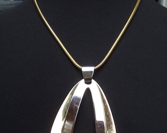 Napier Modernist Gilt & Chrome Pendant Necklace c 1970