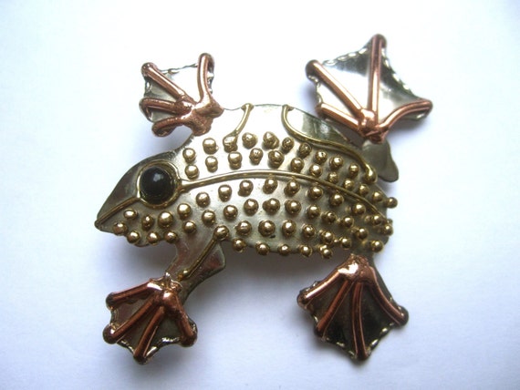Unique Artisan Mixed Metal Frog Brooch - image 2