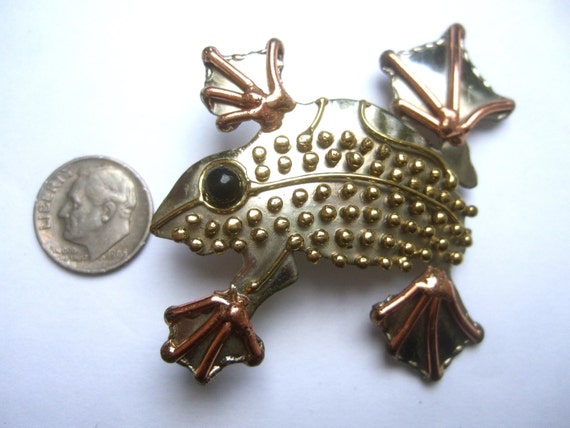 Unique Artisan Mixed Metal Frog Brooch - image 3