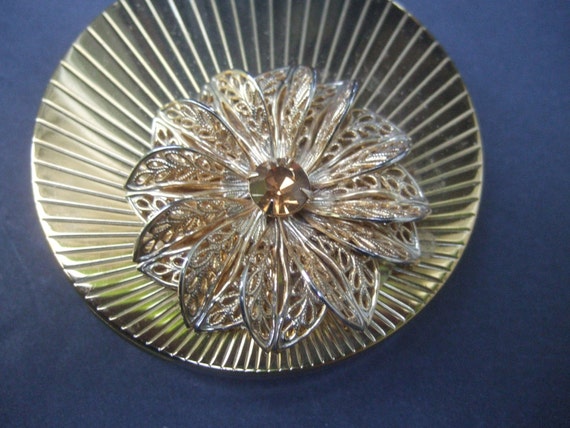 Elegant Gilt Metal Crystal Filigree Compact c 1960 - image 1