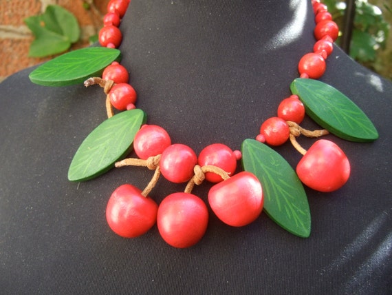 Chunky Wood Cherry Beaded Necklace