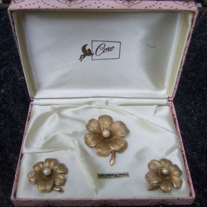 CORO Pearl Flower Brooch & Earrings in Original Box image 3