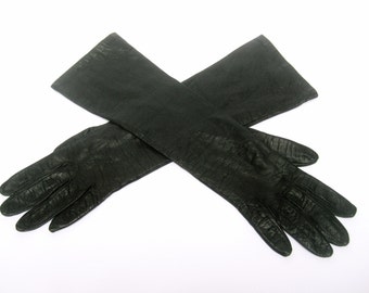 SAKS FIFTH AVENUE Ebony Black Leather Gloves Made in France