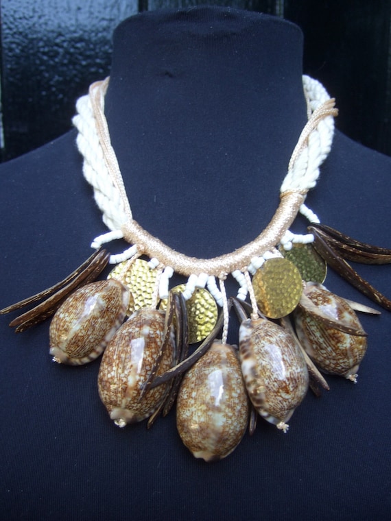 Unique Cowry Sea Shell Rope necklace c 1980s