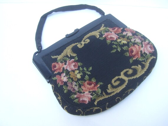 Charming Needlepoint Rose Handbag c 1960 - image 5