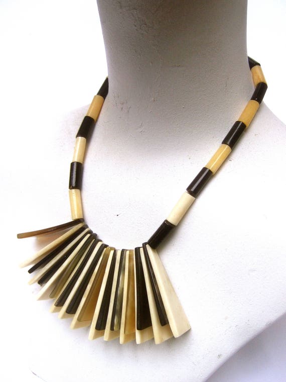 Exotic Artisan Sliced Shell Statement Necklace - image 3