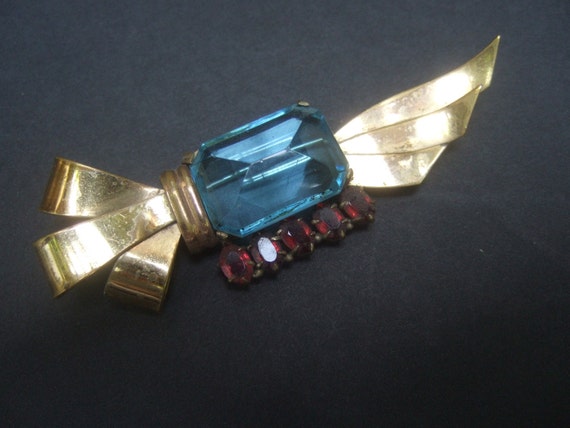 Art Deco Aquamarine Large Crystal Brooch c 1940s - image 1