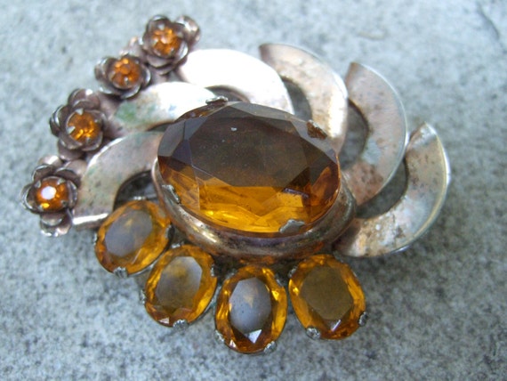 Opulent Amber Crystal Jeweled Brooch c 1950 - image 5