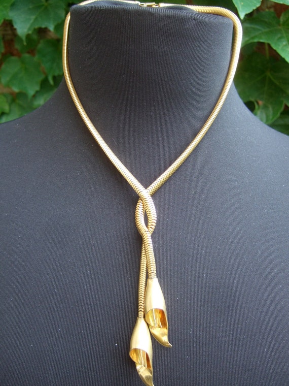 Sleek Gilt Metal Flower Bud Choker Necklace c 1960