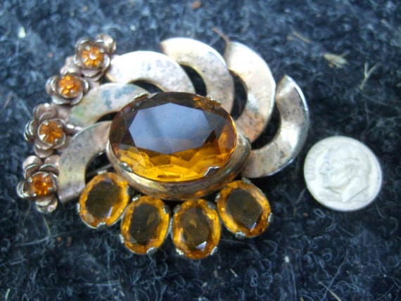 Opulent Amber Crystal Jeweled Brooch c 1950 - image 3