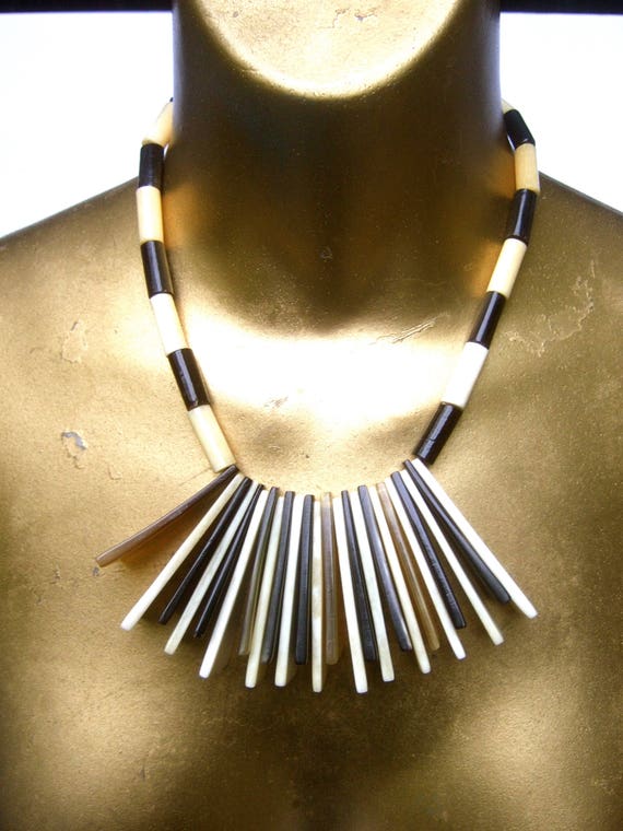 Exotic Artisan Sliced Shell Statement Necklace - image 4