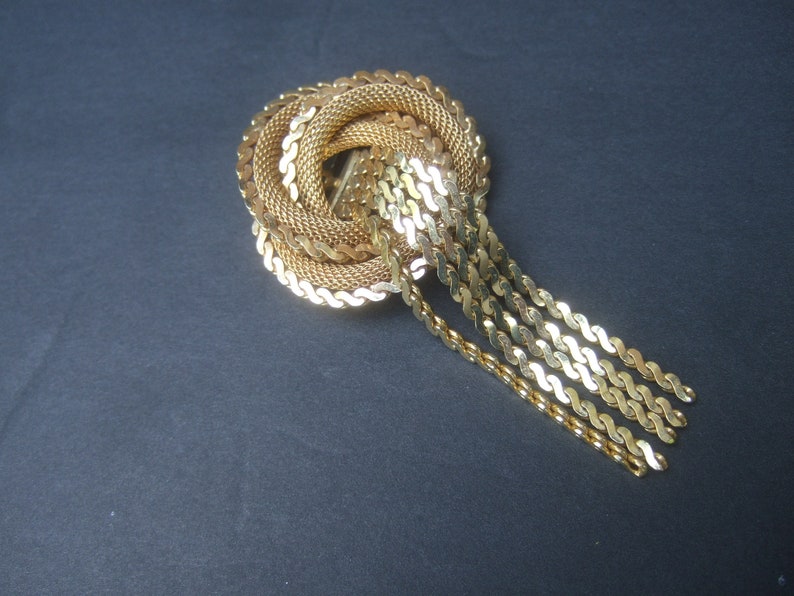 Elegant Gilt Metal Tassel Wreath Brooch c 1970