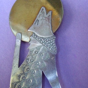 Sterling & Brass Howling Wolf Brooch c 1970 image 4