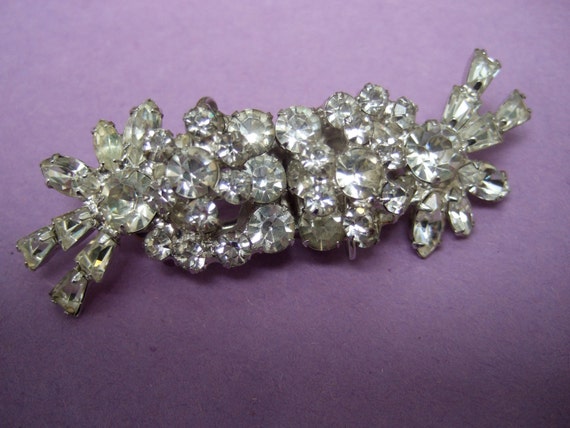 Brilliant Diamante Crystal Duette Style Brooch  c… - image 1