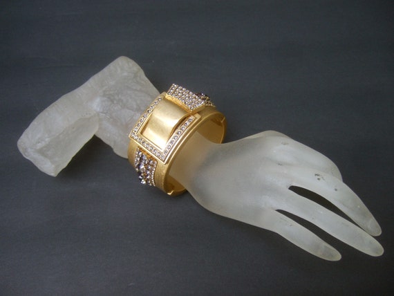 Elegant Crystal Wide Gilt Matte Metal Hinged Cuff… - image 9